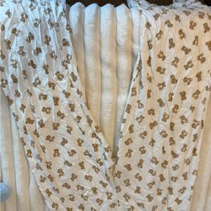 Brandy Melville White Pajama Pants with Brown Bear Print